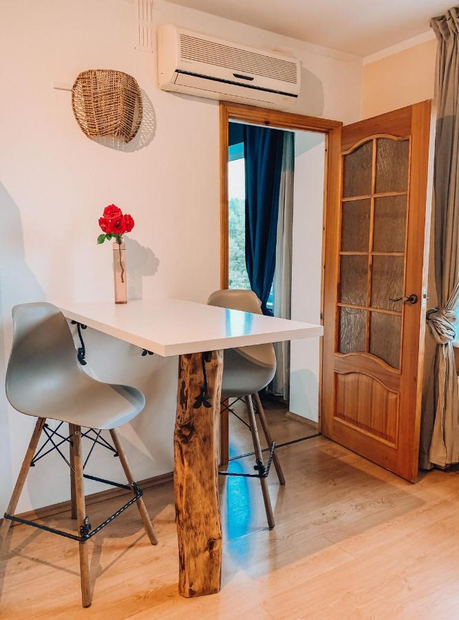 Comfortable Two-Room Apartment Riga Exterior photo